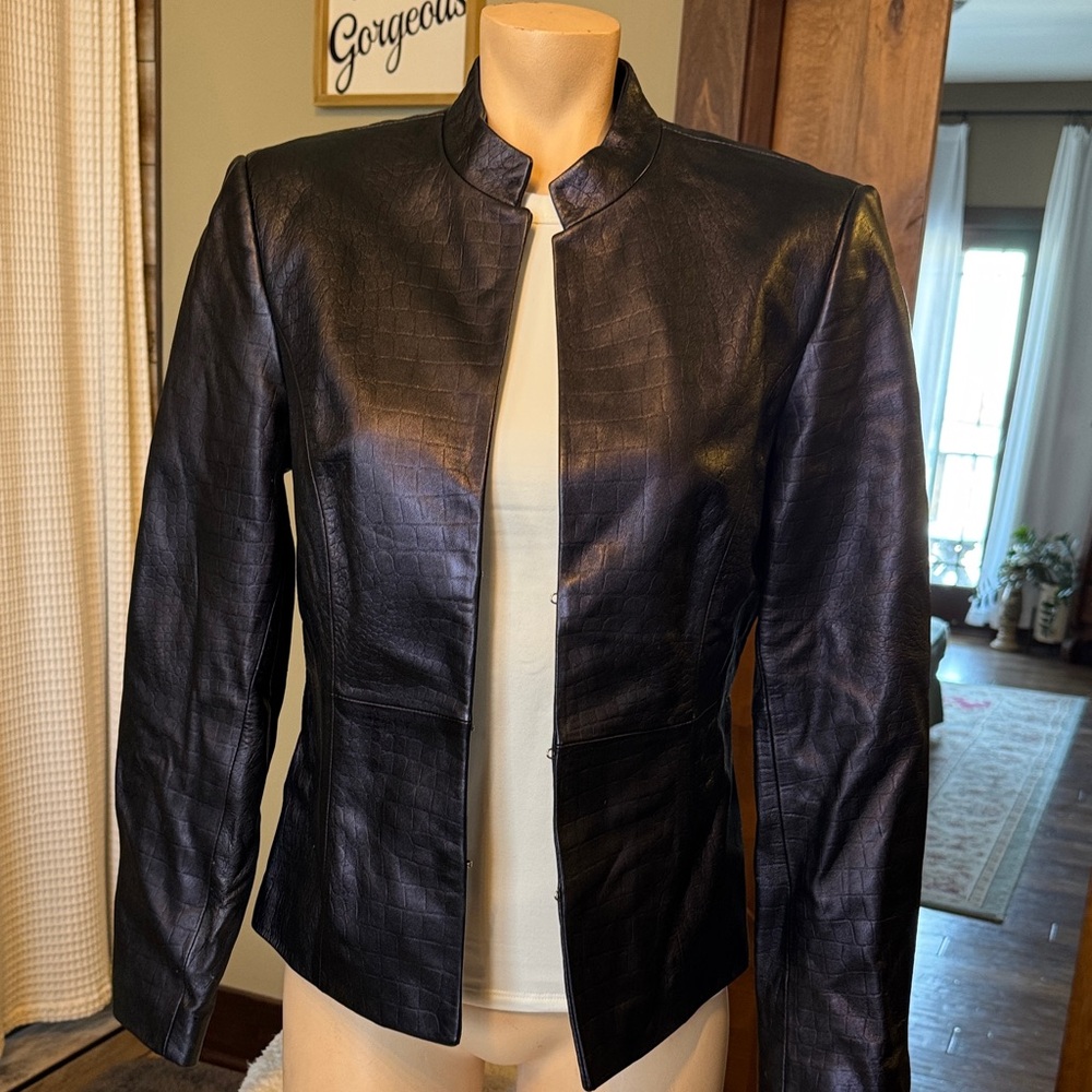 Tesori Black Leather Women's Jacket